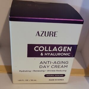Collagen & Hyaluronic Anti-Aging Day Cream - Purple/White